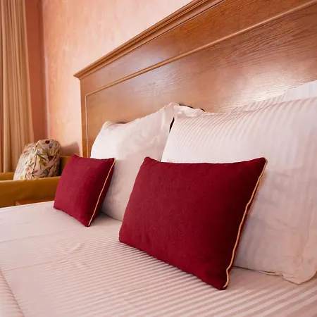 Hotel Contessa Shumen