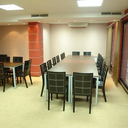 Contessa Hotel Choumen